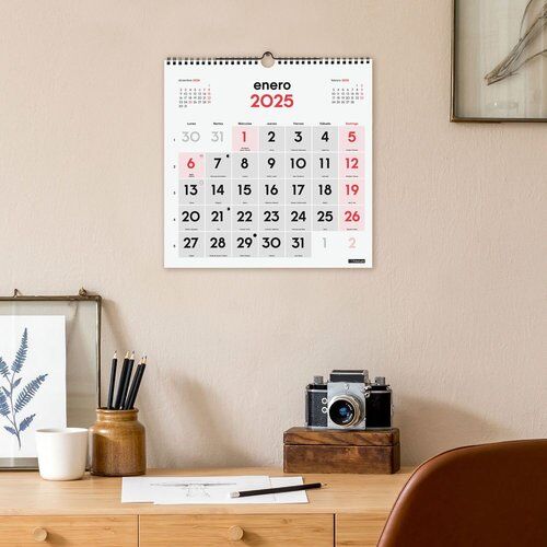 CALENDARIO 2025 PARED NUMEROS GRANDES 30X30.